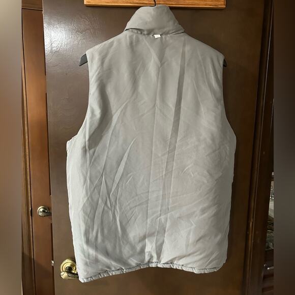 Ariat Puffer Reversible Vest Black / Light Gray Western Cowboy Chore Size Medium - Picture 3 of 6